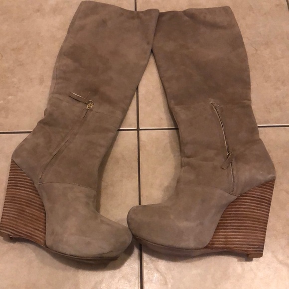 L.A.M.B. poppy taupe wedge boots - Picture 4 of 5